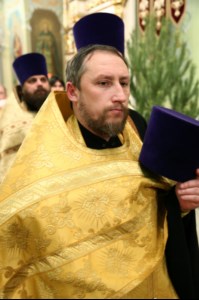 Митрополит Лонгин совершил Великую Рождественскую вечерню