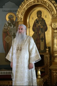Крещальная литургия в Свято-Троицком соборе Саратова