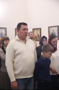 Божественная литургия в храме святителя Иоанна Златоуста в п. Зональный г.Саратова