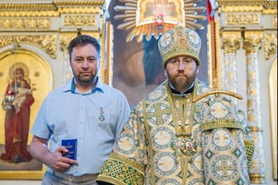 Митрополит Игнатий совершил Божественную литургию в Духосошественском соборе г. Саратова