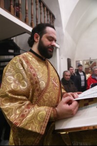 Божественная литургия в храме во имя святителя и чудотворца Николая на Елшанском кладбище г. Саратова