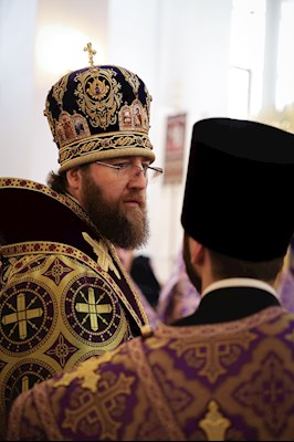 Литургия Преждеосвященных Даров в Свято-Алексиевском женском монастыре г. Саратова