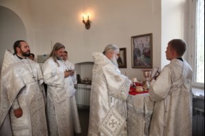 Божественная литургия в храме во имя Архангела Михаила с. Михайловка Саратовского района