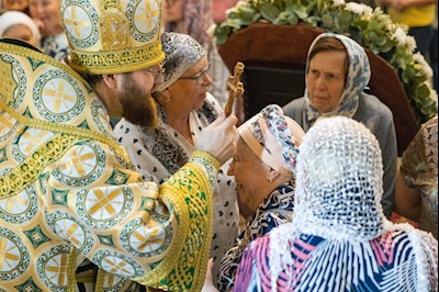 Митрополит Игнатий совершил Божественную литургию в Духосошественском соборе г. Саратова