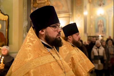 Митрополит Игнатий совершил Божественную литургию и молебен на новый год в Покровском соборе г. Саратова