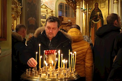 Великая рождественская вечерня в Покровском соборе г. Саратова