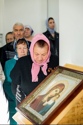 Митрополит Игнатий совершил Божественную литургию в храме святого апостола и евангелиста Иоанна Богослова с. Казанла Базарно-Карабулакского района