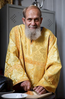 Митрополит Игнатий совершил Литургию в храме великомученика Георгия Победоносца г. Саратова