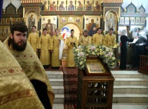 Всенощное бдение на Архиерейском подворье — в храме в честь иконы Божией Матери «Утоли моя печали» г. Саратова
