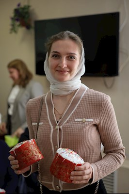Женсовет епархии поздравил с Пасхой подопечных Центра социального обслуживания