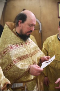 Божественная литургия в храме во имя святителя и чудотворца Николая на Елшанском кладбище г. Саратова