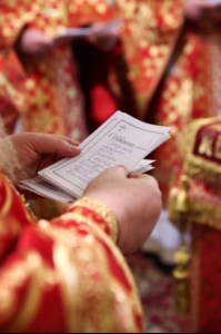 Божественная литургия и панихида в храме во имя святителя и чудотворца Николая на Елшанском кладбище г.Саратова