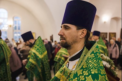 Архиереи Саратовской митрополии совершили Божественную литургию в соборном храме святого благоверного князя Александра Невского г. Ртищево