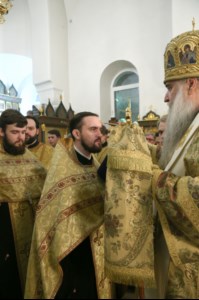 Всенощное бдение на Архиерейском подворье — в храме в честь иконы Божией Матери «Утоли моя печали» г. Саратова