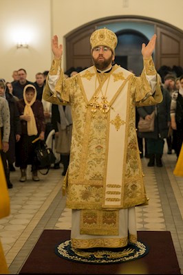 Митрополит Игнатий совершил Божественную литургию в соборном храме святителя Спиридона Тримифунтского г. Саратова