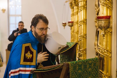 Архиереи Саратовской митрополии совершили Божественную литургию в соборном храме святого благоверного князя Александра Невского г. Ртищево