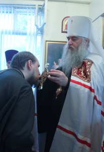 Божественная литургия в храме во имя святого апостола и евангелиста Иоанна Богослова г.Саратова