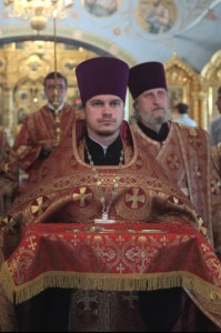 Всенощное бдение в Свято-Троицком соборе Саратова