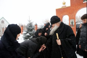 Всенощное бдение в Свято-Сергиевском женском монастыре с. Алексеевка Базарно-Карабулакского р-на