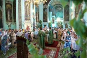 Божественная литургия в храме Сошествия Святого Духа г. Саратова