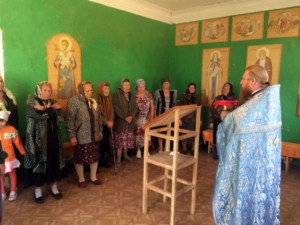 Совершен чин положения антиминса и первая Божественная литургия в храме Сошествия Святого Духа на апостолов с. Синодское Воскресенского района