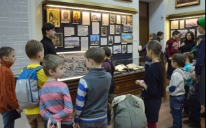 Воспитанники «Патриота» узнали, как живут и чему учатся саратовские семинаристы