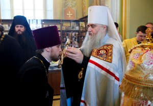 Всенощное бдение в храме в честь Покрова Пресвятой Богородицы г. Саратова