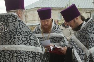 Освящены колокола храма Владимирского женского монастыря г. Вольска