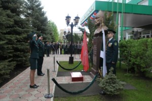 Представитель епархии принял участие в открытии памятника Александру Невскому на территории таможни