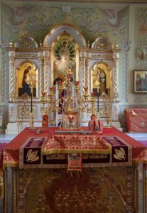 Всенощное бдение в храме в честь Покрова Пресвятой Богородицы г.Саратова