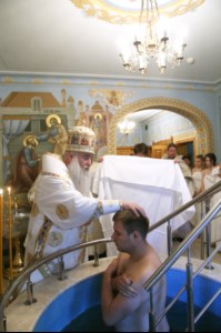 Крещальная литургия в Свято-Троицком кафедральном соборе г.Саратова