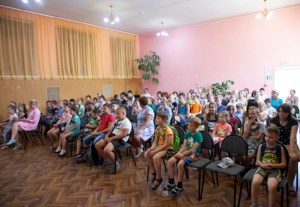 Архиерейский хор выступил в Центре дополнительного образования и детском оздоровительном лагере