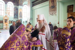 Литургия Преждеосвященных Даров в храме в честь Сошествия Святого Духа г. Саратова