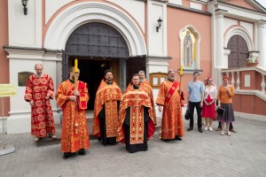 В Саратове встретили икону «Избавительница от бед»