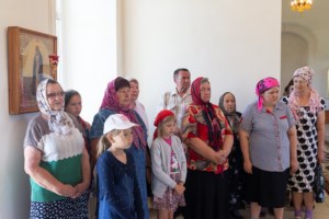 Божественная литургия в храме в честь Воскресения Христова с. Ивано-Языковка Аткарского района