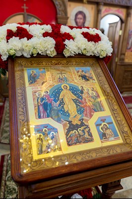 Божественная литургия в храме Воскресения Христова г. Саратова