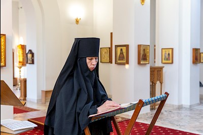 Литургия Преждеосвященных Даров и монашеский постриг в Свято-Алексиевском женском монастыре г. Саратова