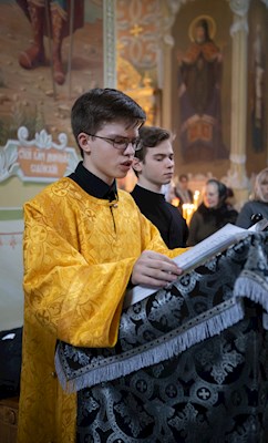 Митрополит Игнатий совершил вечернее богослужение с чином прощения в Покровском соборе г. Саратова