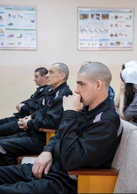 Архиерейский хор Саратовской митрополии выступил в СИЗО
