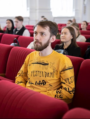 Регент Архиерейского хора провел открытый мастер-класс