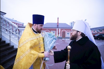 Митрополит Игнатий совершил Божественную литургию и молебен на новый год в Покровском соборе г. Саратова