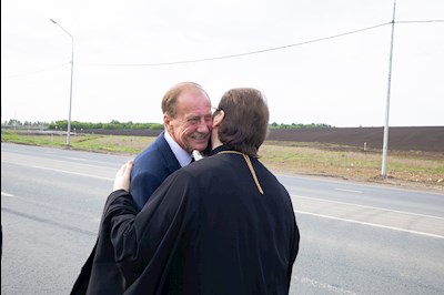 Митрополит Игнатий совершил Великое освящение храма Архангела Михаила с. Курдюм и первую Божественную литургию в новоосвященном храме