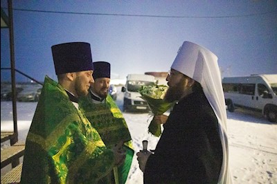Митрополит Игнатий совершил Великое освящение храма преподобного Серафима Саровского р.п. Татищево и первую Божественную литургию в новоосвященном храме