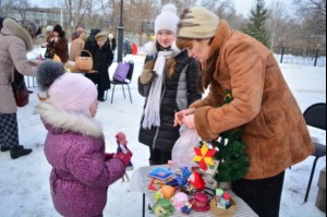 В саратовском храме прошла ярмарка в пользу детей с ограниченными возможностями здоровья