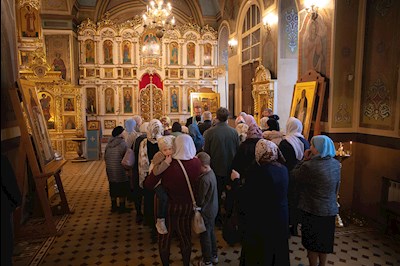 Митрополит Игнатий возглавил соборное архиерейское богослужение в Свято-Троицком кафедральном соборе г. Покровска (Энгельса)