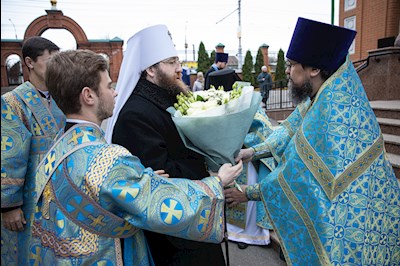 Митрополит Игнатий возглавил соборное архиерейское богослужение в Казанском храме г. Саратова