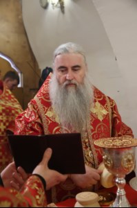 Божественная литургия и панихида в храме во имя святителя и чудотворца Николая на Елшанском кладбище г.Саратова