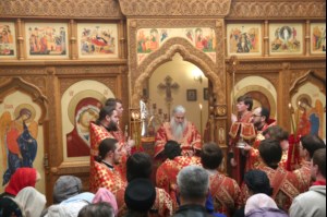 Божественная литургия и панихида в храме во имя святителя и чудотворца Николая на Елшанском кладбище г.Саратова