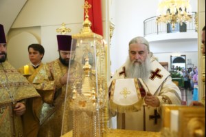 Великое освящение храма в честь святого благоверного князя Михаила Черниговского и боярина его Феодора г. Саратова