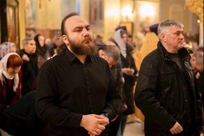 Митрополит Игнатий совершил Божественную литургию и молебен на новый год в Покровском соборе г. Саратова